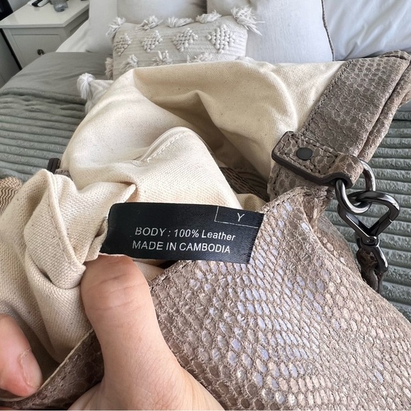 Margot New York Genuine Leather Crossbody Bag - Picture 13 of 16